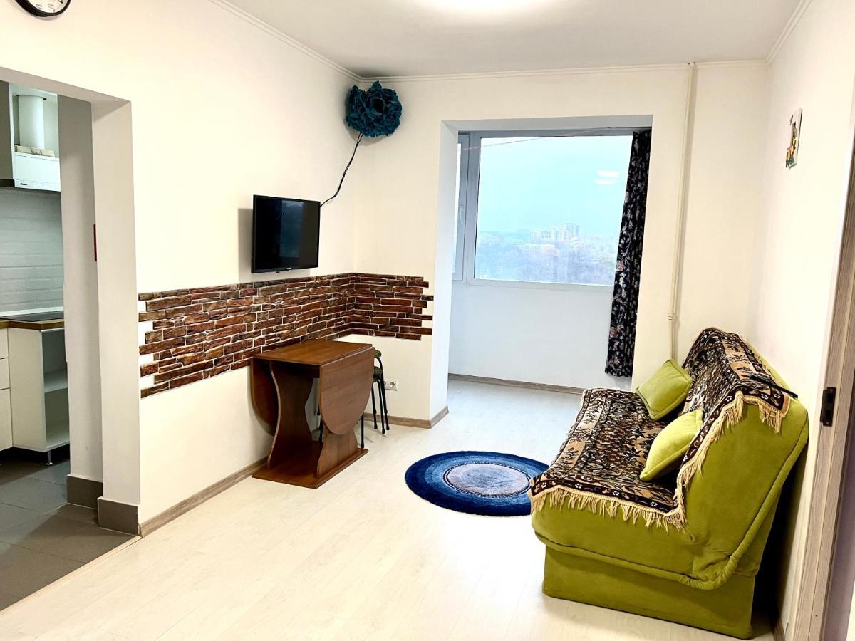 Apartamento Fantastic View On Chisinau Center - Super Fast Wifi - Two Botanical Gardens - 2Br Exterior foto