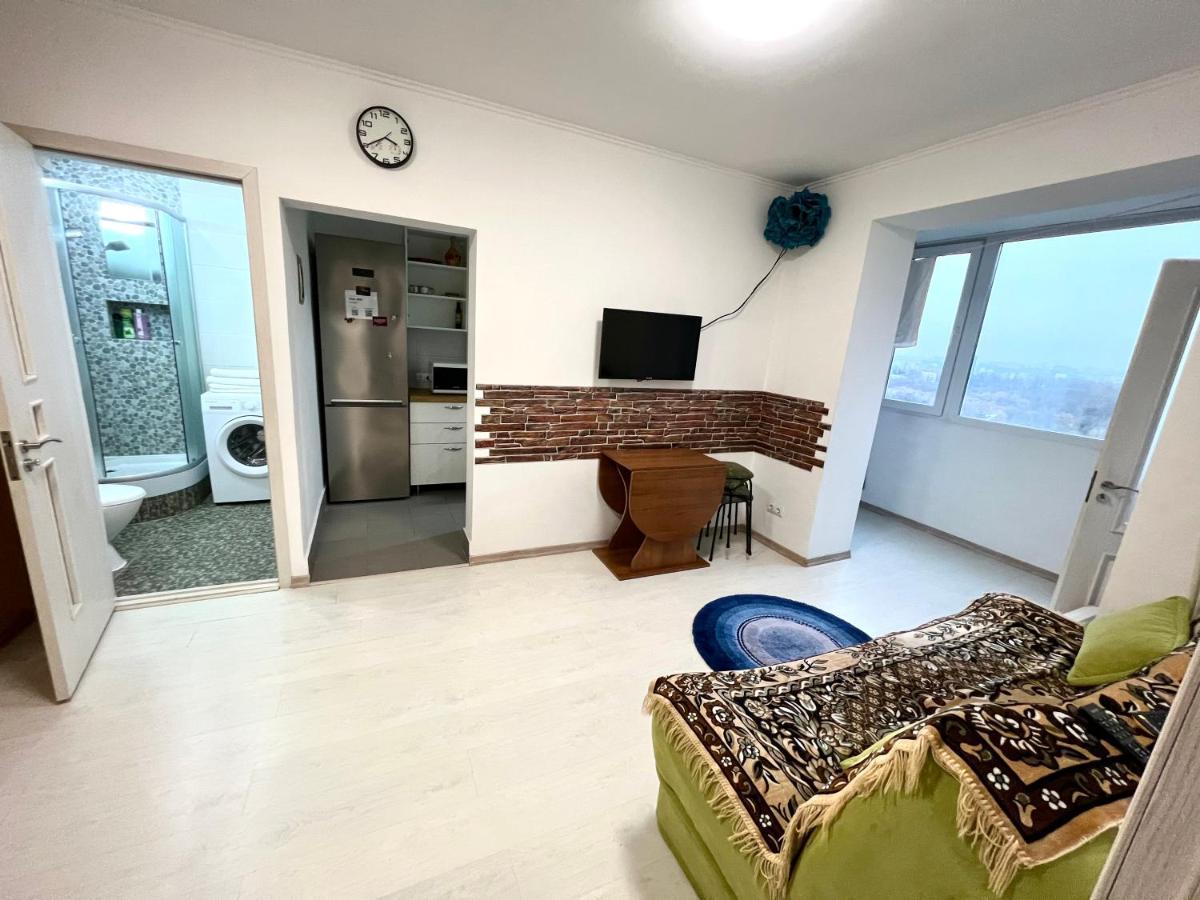 Apartamento Fantastic View On Chisinau Center - Super Fast Wifi - Two Botanical Gardens - 2Br Exterior foto