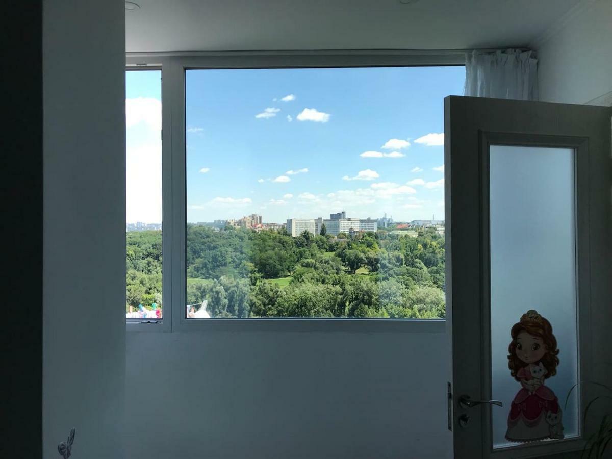Apartamento Fantastic View On Chisinau Center - Super Fast Wifi - Two Botanical Gardens - 2Br Exterior foto