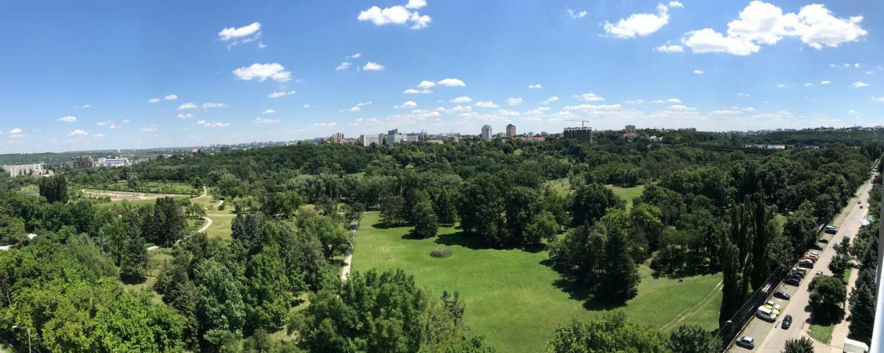 Apartamento Fantastic View On Chisinau Center - Super Fast Wifi - Two Botanical Gardens - 2Br Exterior foto